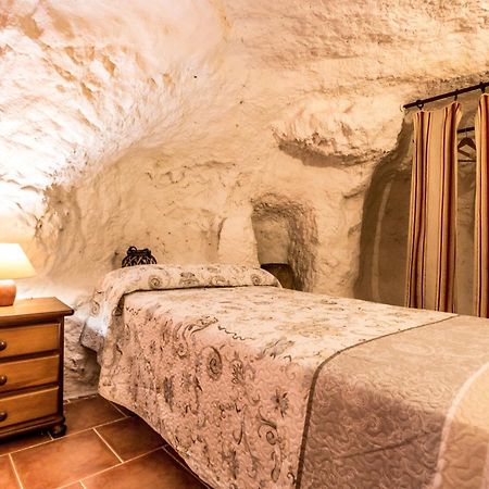 Las Cuevas Del Abismo Alcala del Jucar Εξωτερικό φωτογραφία